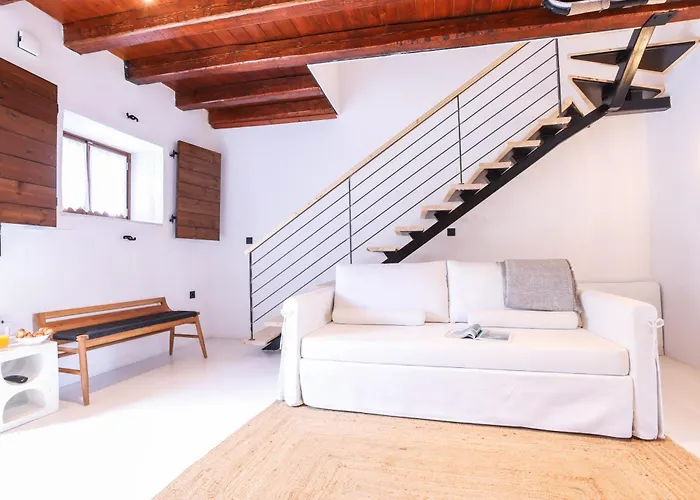 Casa Aretousa 1886 * 아킬레이온